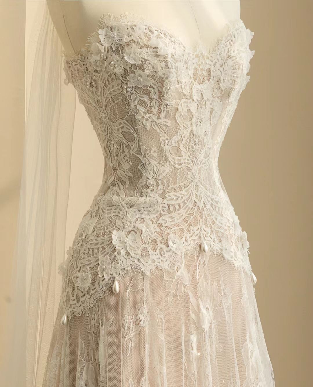 elopement dresses​